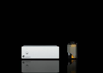 Pro-Jectilta pieni ja kohtuuhintainen pääte moneen käyttöön