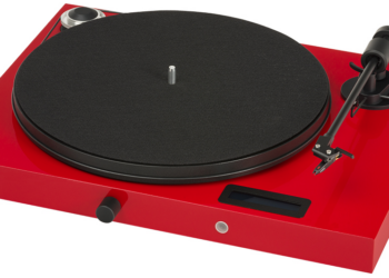 Pro-Jectin all-in-one-vinyylisoitin tarjoaa laadukasta ääntä helpossa paketissa