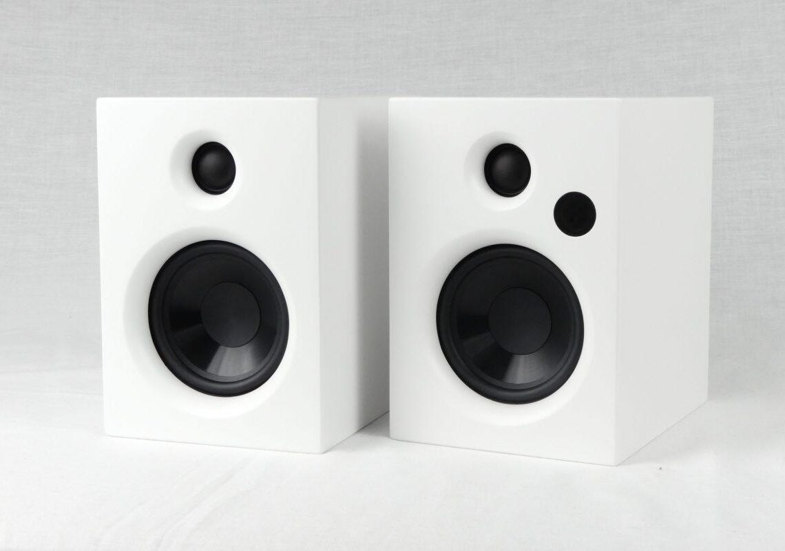 Kokeilussa ProCaster HA-01: Yllättävän laadukkaat pikkukaiuttimet