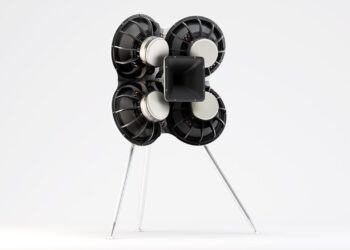 Reflector Bespoke -kaiuttimissa ei ole koteloa