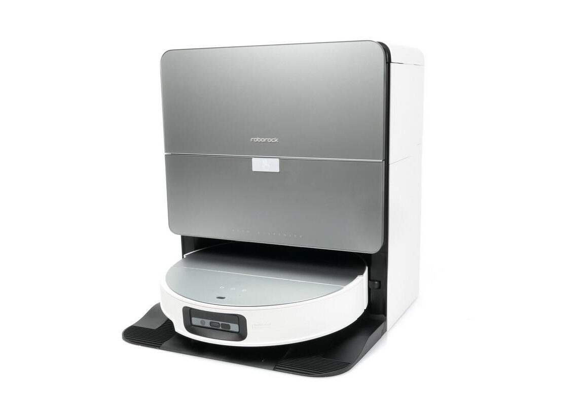 Roborock Saros 10 -robotti-imuri – 1500 euroa, mutta ei enää ikinä imurivuoroja mulle