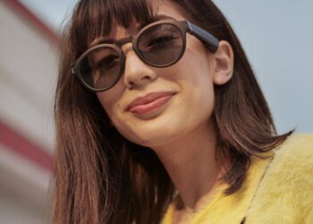 Bose esitteli erikoiset aurinkolasit – sangassa kaiuttimet joilla voi kuunnella musiikkia