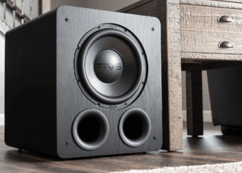 Kehittynyt bassotykki 16 hertsiin yltävällä toistolla!