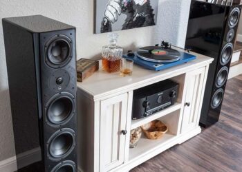 SVS esitteli Prime Pinnacle -tornikaiuttimen – tavoitteena referenssiluokan äänenlaatu edullisempaan hintaan