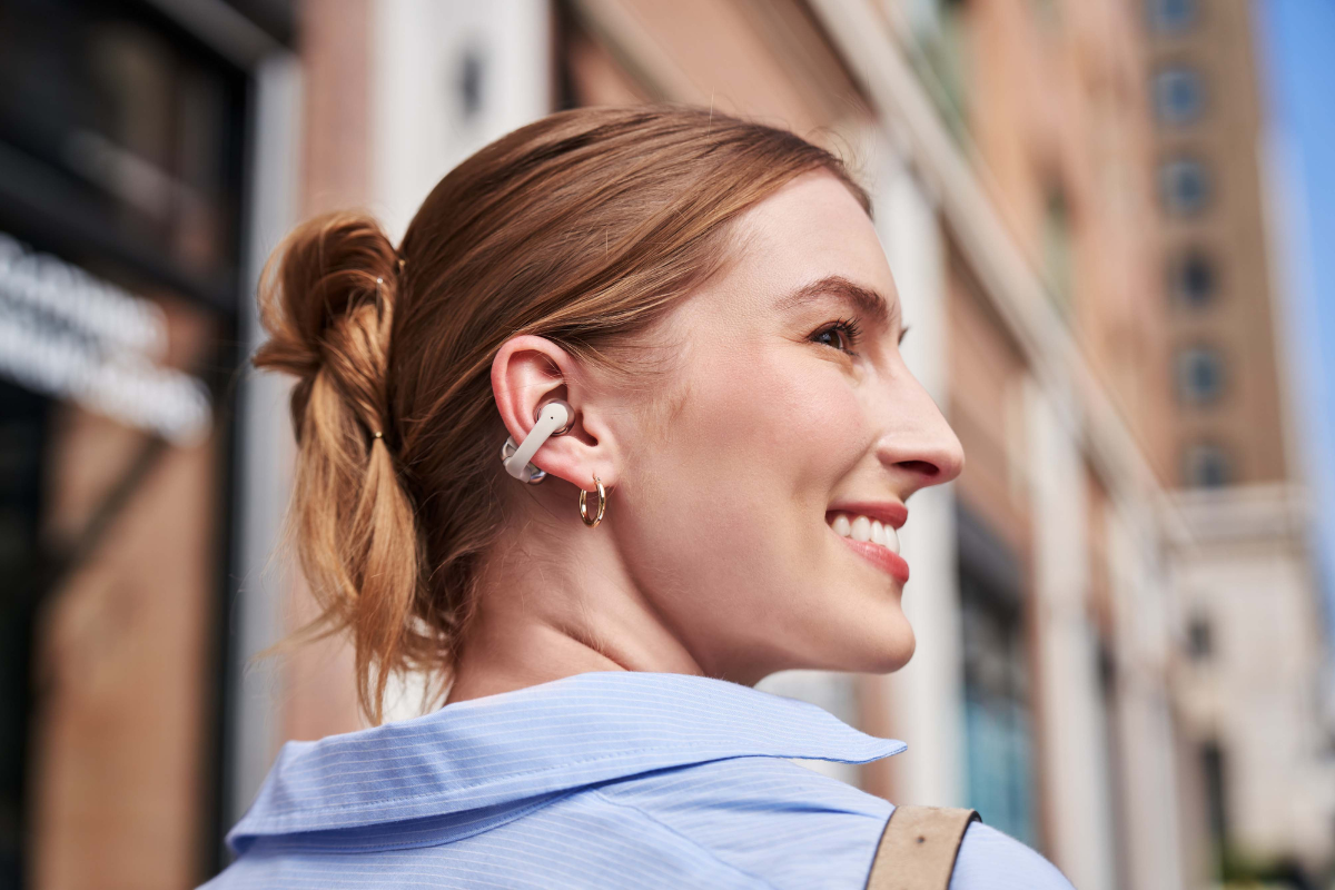 Shokz OpenDots ONE – Klipsikiinnitteiset avoimet hybridikuulokkeet Dolby-äänellä ja 40 h akulla