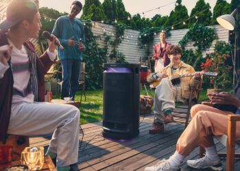 Sonyltä tujakka langaton kaiutin bile- ja karaokekäyttöön