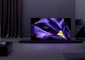 Sony esitteli kaksi televisiota mallistonsa huipulle