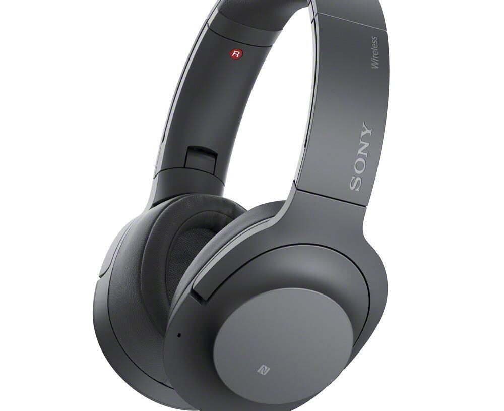 Joukko Sonyn kuulokkeita saa Google Assistant -puheohjauksen