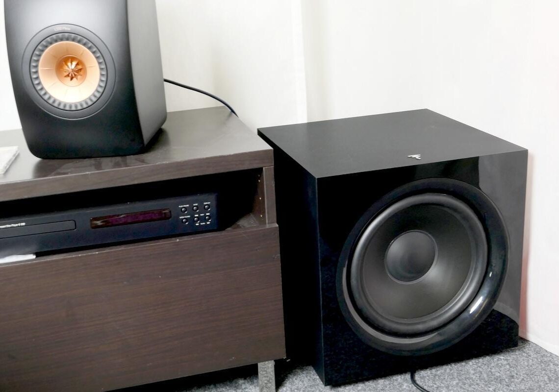 TIETOA & TAITOA: Subwooferin sijoitus vaikuttaa