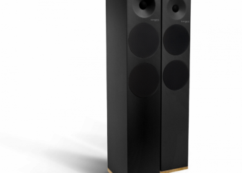 Bluetooth-lattiakaiutin phono-sisääntulolla