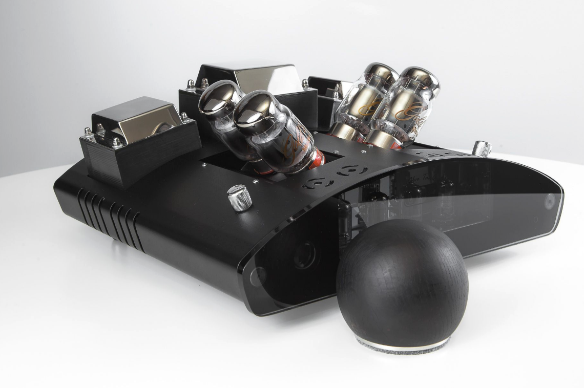 Puolalaiset Encore Seven -vahvistimet saapuivat Suomeen – putken hehkua ja rohkeaa muotoilua