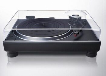 Technics julkisti uuden SL-1500C-levysoitimen kotikäyttöön – mukana phono-etuaste