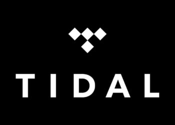 Tasapainoiset kaiuttimet levysoitinliitännällä