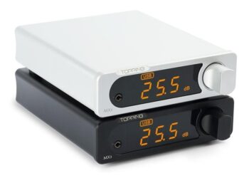 Pieni, tehokas ja hyvä-ääninen vahvistin-kuulokevahvistin yhdistelmä monenlaisiin käyttökohteisiin