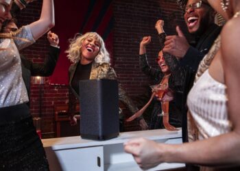 Kokeilussa UE Hyperboom: ”Enemmän kuin bilekaiutin”