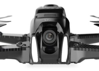 Langattomasti latautuva tabletti-läppäri Delliltä