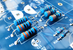 Uraltone EL95 microamp -putkivahvistinrakennussarja