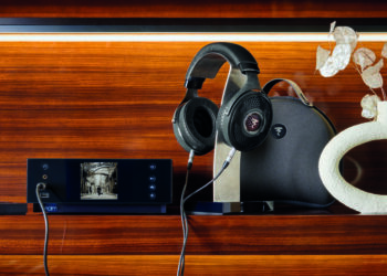 Dan Clark esitteli avoimet lippulaivakuulokkeet