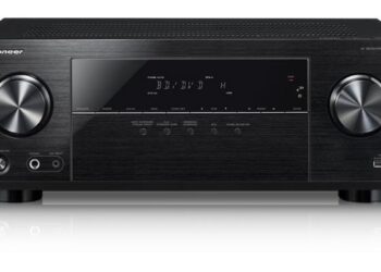 Pioneerilta kuluttajaluokan av-vahvistin