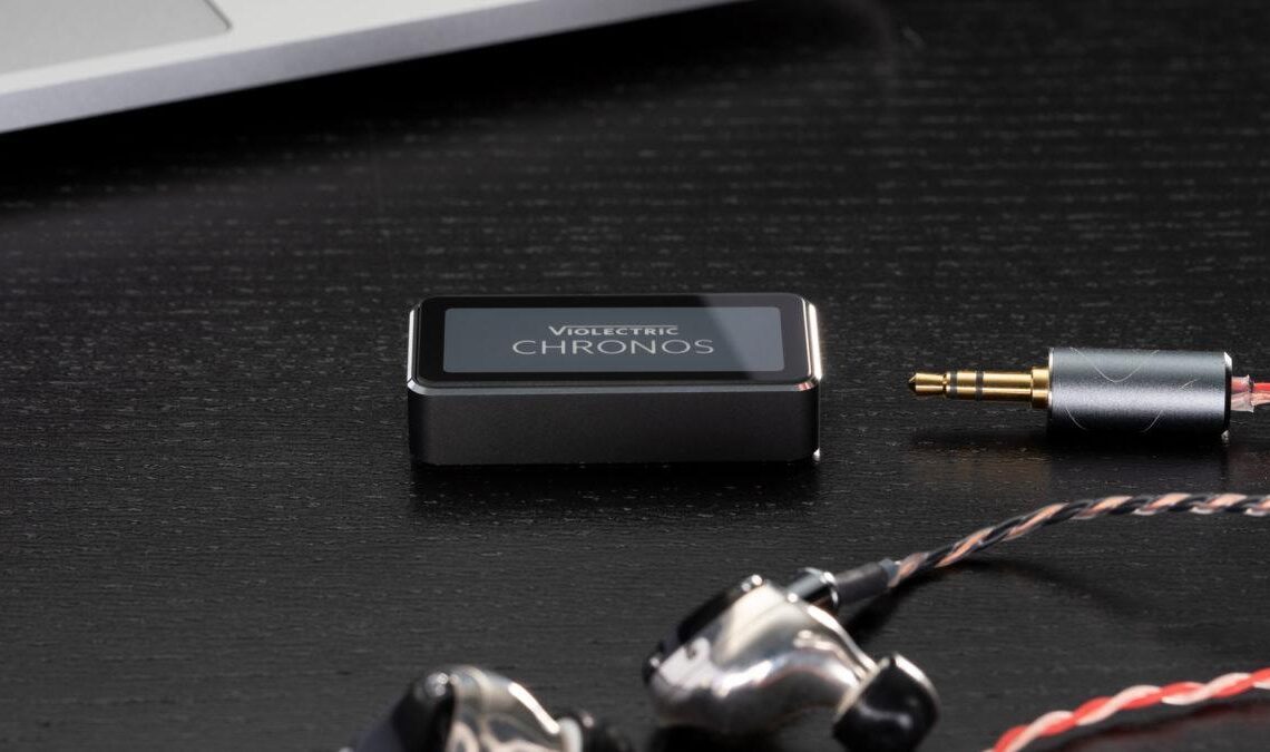 Violectricin pienikokoinen Chronos-mobiilikuulokevahvistin saapui Suomeen