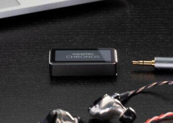 Violectricin pienikokoinen Chronos-mobiilikuulokevahvistin saapui Suomeen