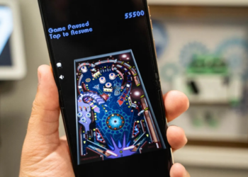 Windowsin ikoninen pinball tekee paluun puhelimiin