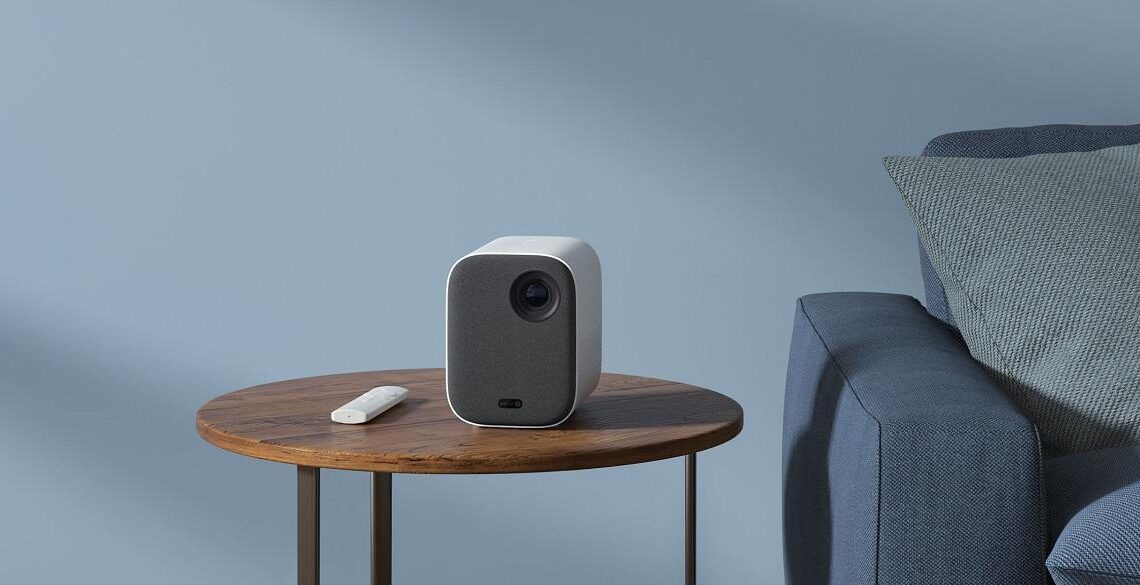 Kompakti Xiaomin videoprojektori mahdollistaa Netflix-leffaillat ja muut videoesitykset paikassa kuin paikassa