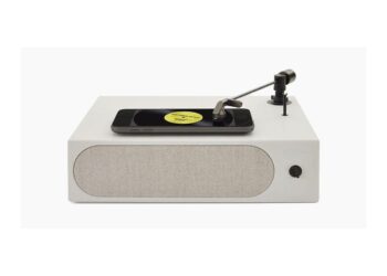 Vinyylin tunnelmaa langattomista kaiuttimista – Yamaha esitteli erikoisia konseptilaitteita