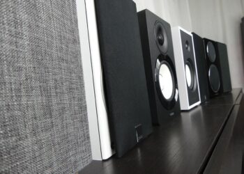 Vertailussa kompaktit ja monipuoliset aktiivikaiuttimet 349–799 € – ”Vaihtoehto soundbarille ja samalla vähän muutakin!”