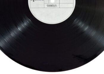 Opas: Työkaluja ja oheistarvikkeita vinyylin ystävälle