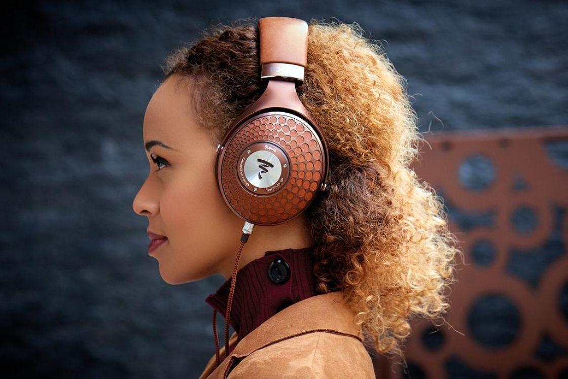 Mikset päivittäisi kuulokesettiäsi suoraan päätyyn saakka?