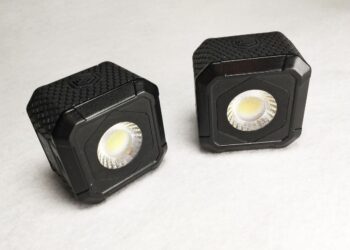 Testissä bluetooth-valaisin Lume Cube Air – lisävaloa ledillä