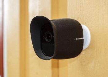 Arlo Pro -turvakamera: Tiluksien johdoton vartija