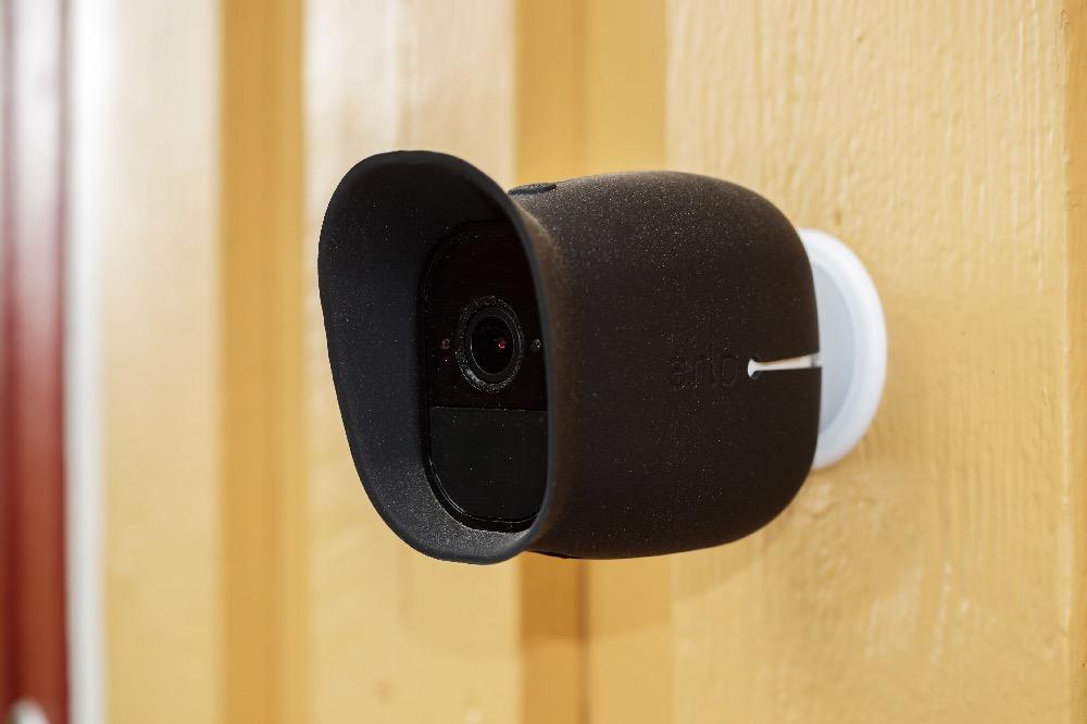 Arlo Pro -turvakamera: Tiluksien johdoton vartija