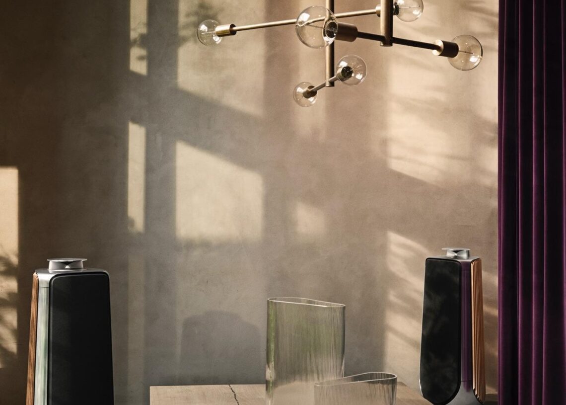 BeoLab 50 – kaiutin lippulaivamallin hengessä