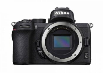 Nikon esitteli kevennetyn Z50-kameran aloittelijoille ja harrastajille