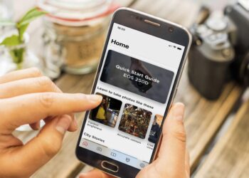 Älylaitteisiin saatavilla oleva Canon-valokuvausopas tarjoaa yksilöllistä sisältöä, haasteita ja inspiraatiota kuvaamiseen