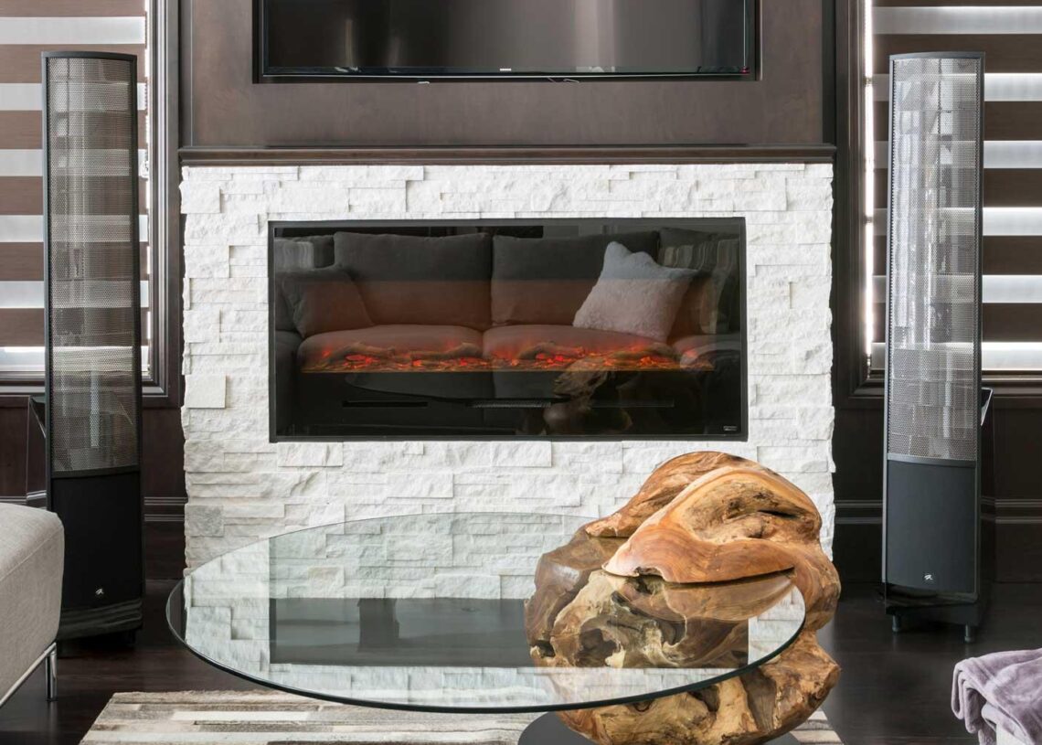 Elektrostaattista kaiutineksotiikkaa