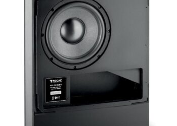 Focalilta ohut seinään upotettava subbari – kaveriksi räkkivahvistin