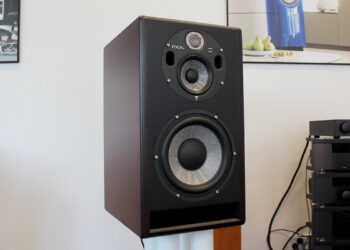 Kaksi kaiutinta yhdessä – Focalin uusi monitorilippulaiva piirtää isoa jälkeä