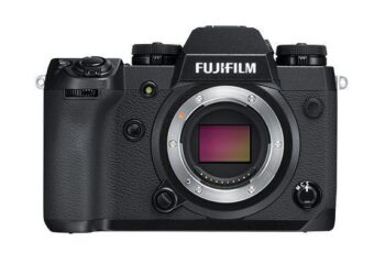 Fujifilmiltä uusi peilittömien kärkimalli