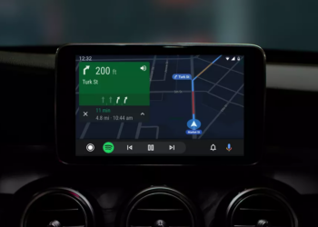 Google esitteli päivityksiä Android Auto -käyttöjärjestelmäänsä