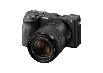 Sony laajensi peilittömien järjestelmäkameroiden Alpha-mallistoaan kahdella uutuudella