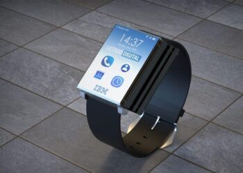 IBM sai patentin älykellolle, jonka näyttö avautuu tabletin kokoiseksi