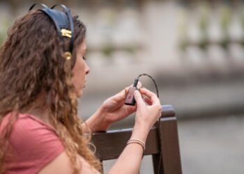 Kokeilussa iFi Audio GO blu -kuulokevahvistin: Mainio kumppani kuulokkeille