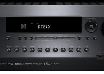 Integralta esivahvistin ja vahvistin kotiteatteriin