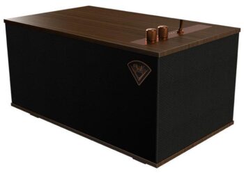 Älykaiutin menneestä maailmasta