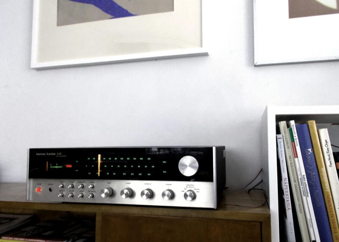 Hifin historiaa: Harman Kardon 430 Twin Powered – lyömättömän hyvää ääntä, edelleen