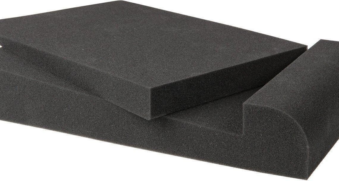 Yksinkertaiset kallistettavat jalustat pöytäkaiuttimille