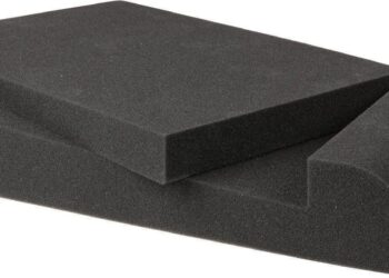 Yksinkertaiset kallistettavat jalustat pöytäkaiuttimille